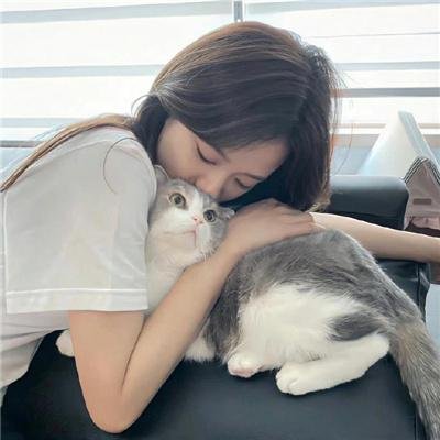 苏醒的亚当